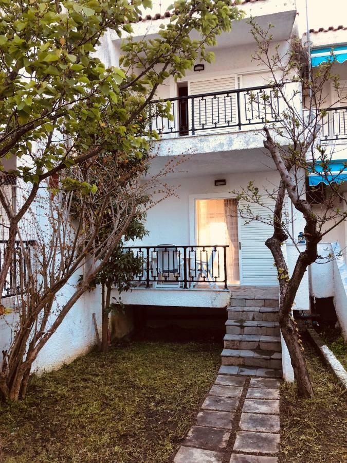 Seafront Maisonette In Fourka Ngoại thất bức ảnh