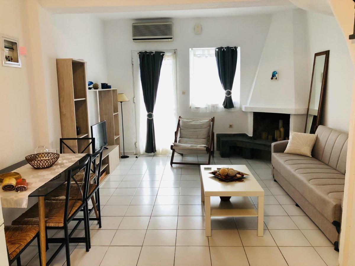 Seafront Maisonette In Fourka Ngoại thất bức ảnh